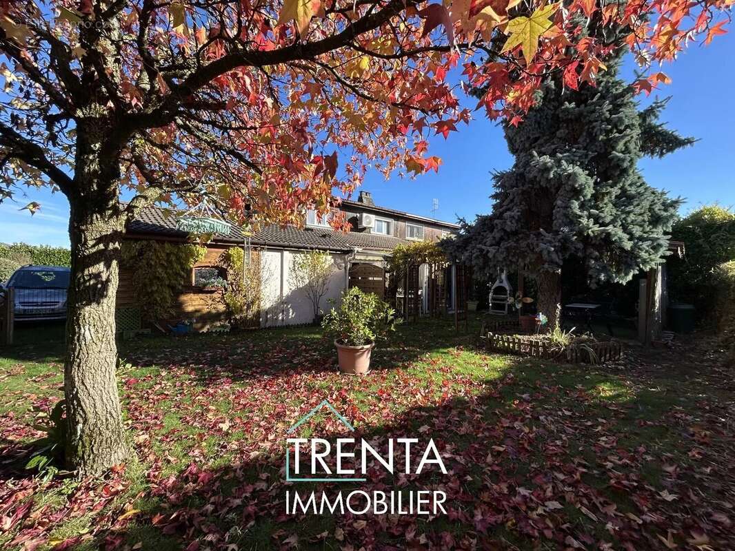 Maison à LE GRAND-LEMPS