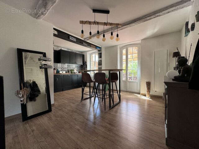 Maison de village t4 avec terrasse a vendre sur peyrolles en provence - photo 3