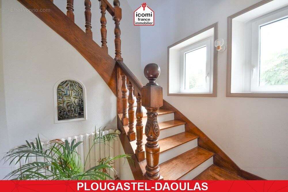 Finistere - plougastel-daoulas (29470) - a vendre - maison individuelle t7 229m² de 1971 - belles prestations - 5 chambres - sou - photo 6