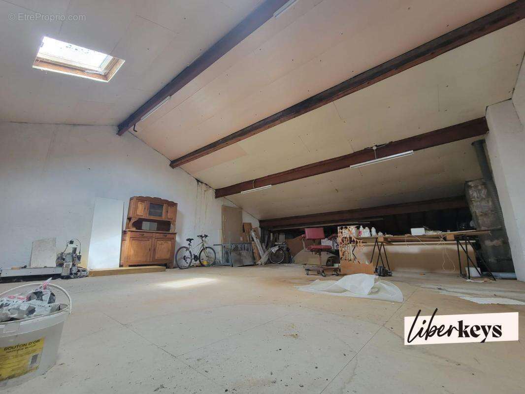 Maison de ville + commerce - photo 7