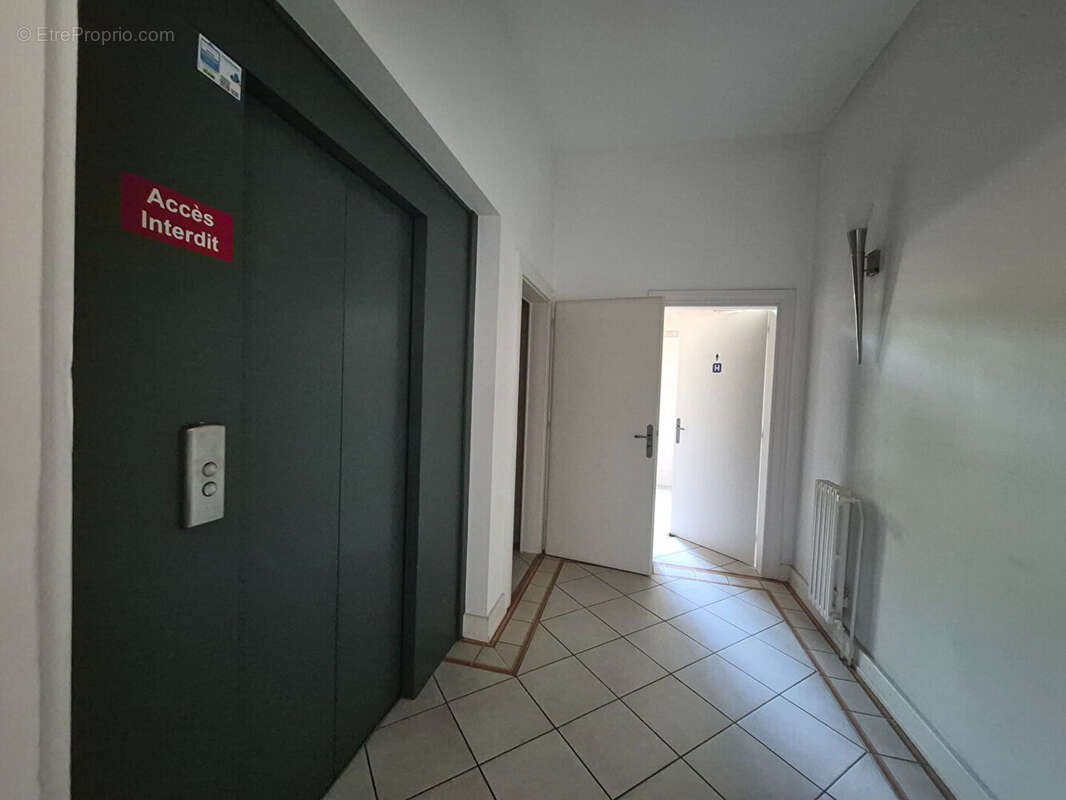 Demeure de prestige - Bureaux - Investissement Patrimonial- Freyming Merlebach - photo 11