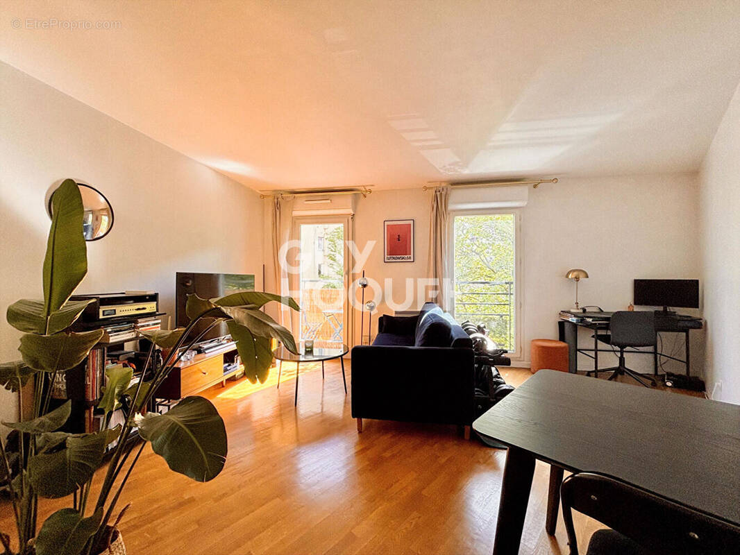 Appartement à SAINT-OUEN