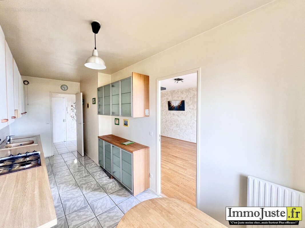 Appartement à ELANCOURT