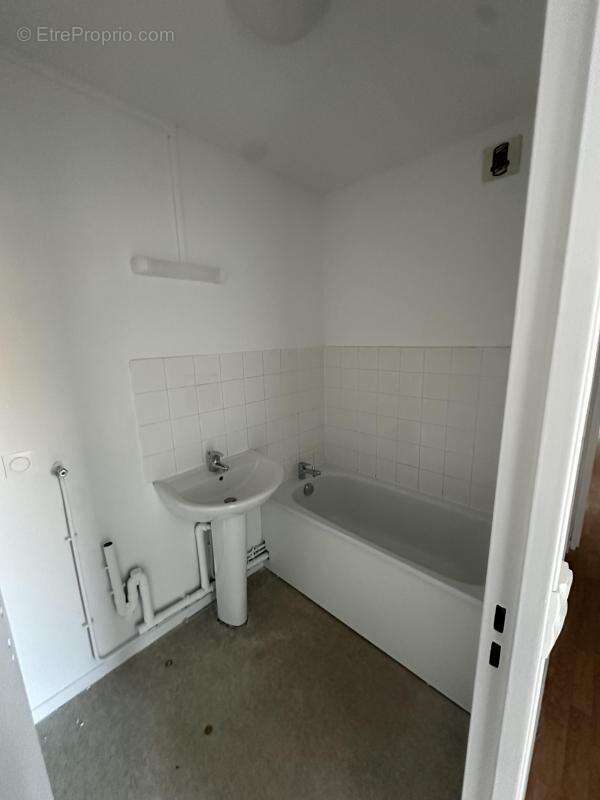 Appartement T3 avec balcon LOMME - photo 7