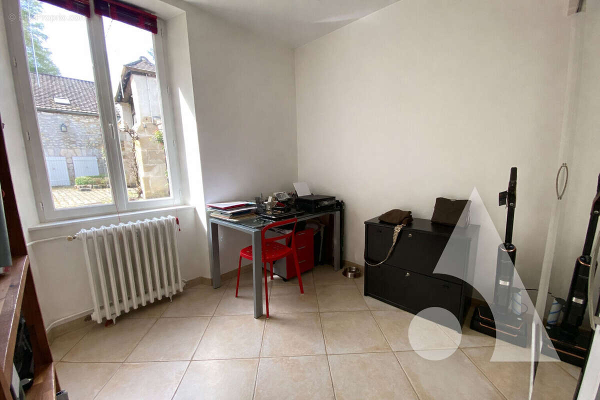 Propriete de deux longeres a vendre proche crepy en valois - photo 7