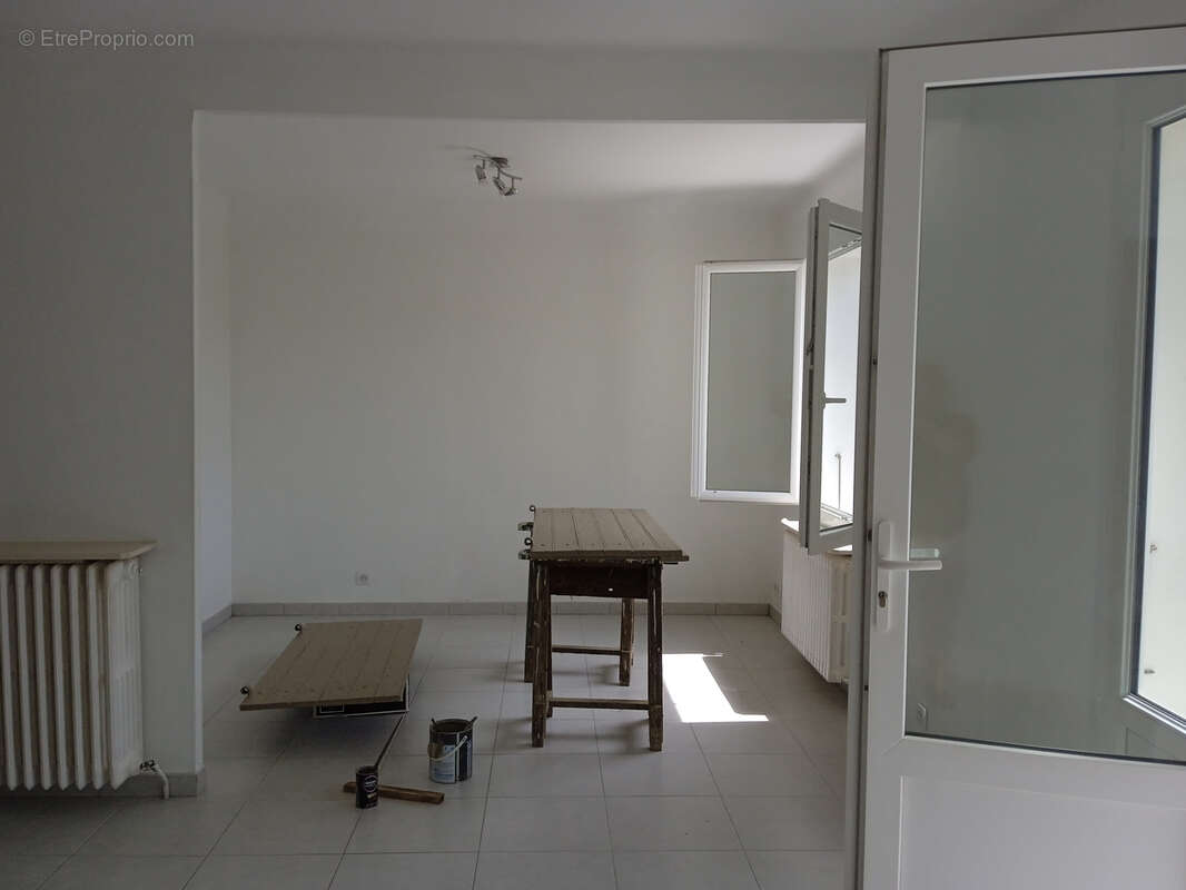 Maison avec fort potentiel sur 2 133 m2 de terrain constructible et divisible - photo 18