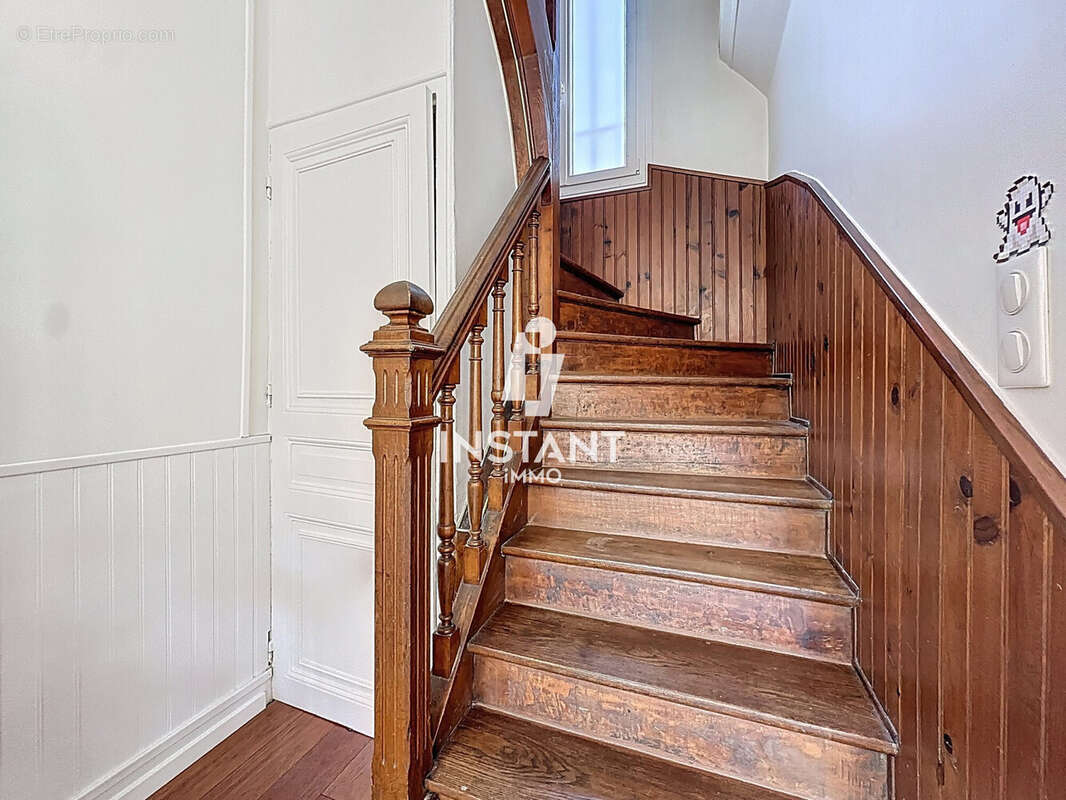 Maison à SAINT-MAUR-DES-FOSSES