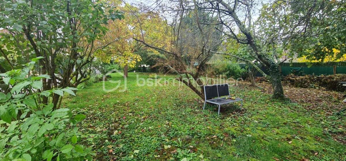 Maison à POUILLY-SUR-SAONE