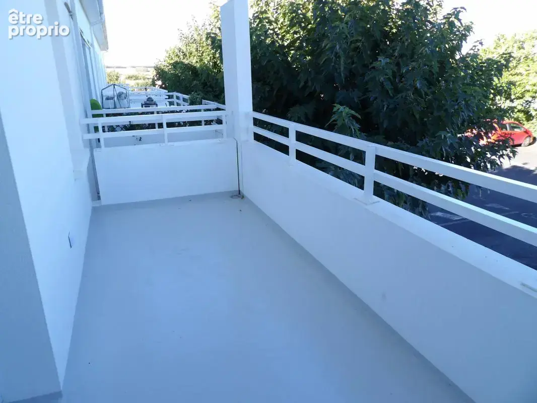 Appartement - T2 de 36,45 m2 - à 3mn du coeur de St Jean d'An - photo 4