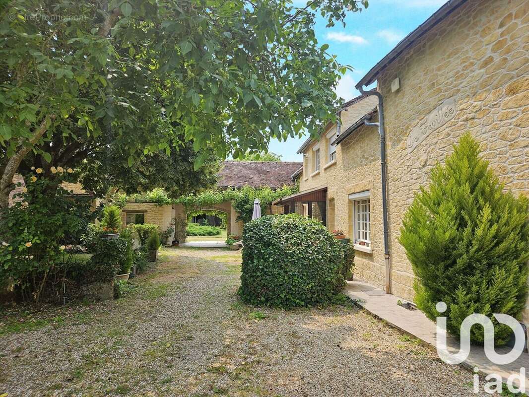 Photo 4 - Maison à CHERISY