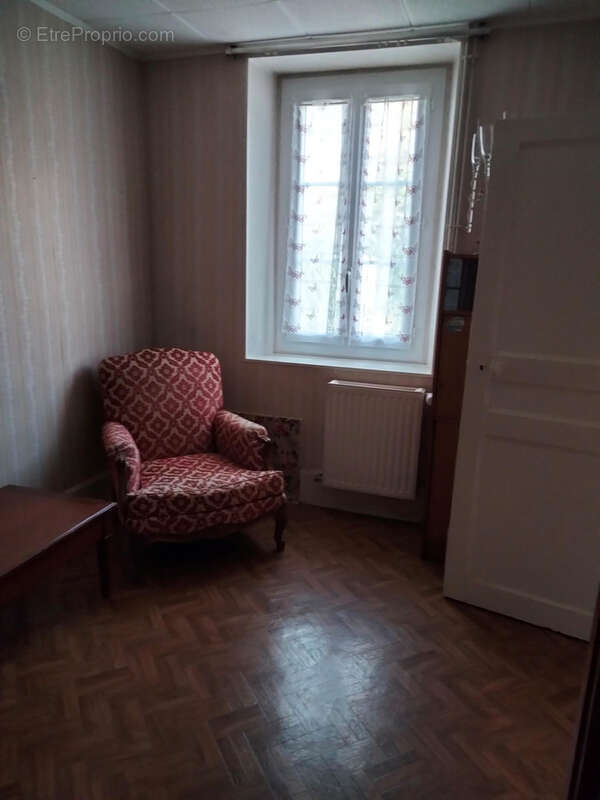 Maison à SAINT-BENIN-D&#039;AZY