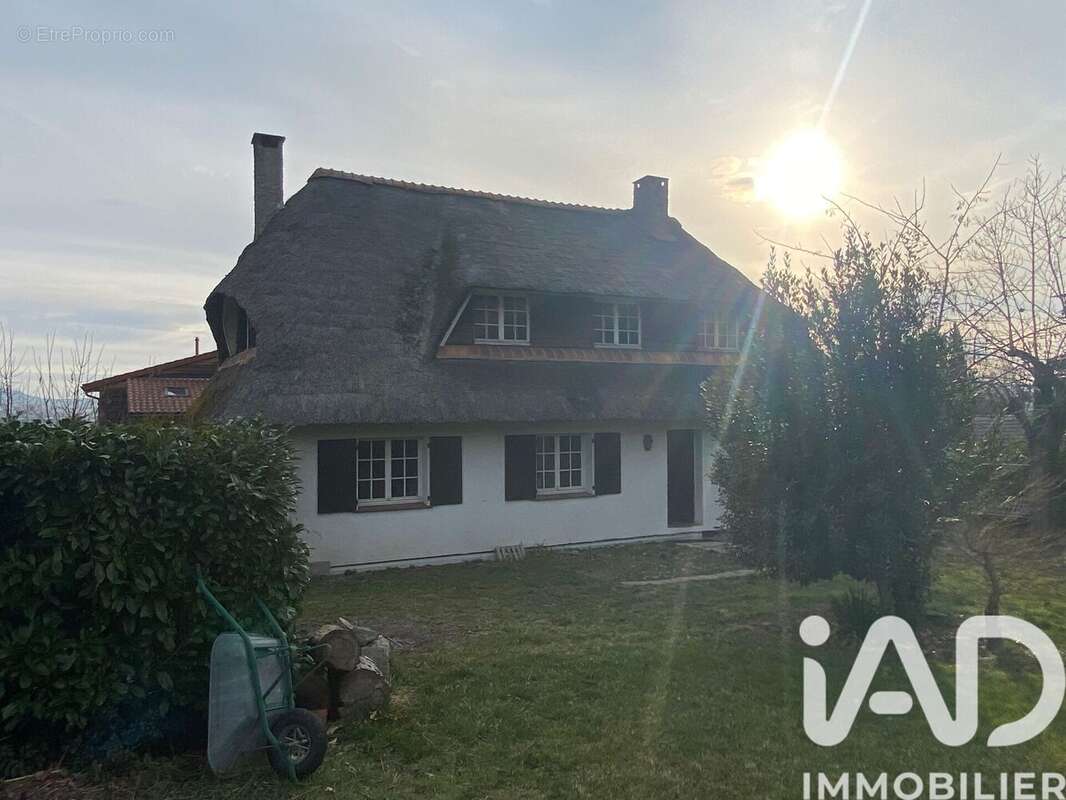 Photo 3 - Maison à PERIGNAT-LES-SARLIEVE