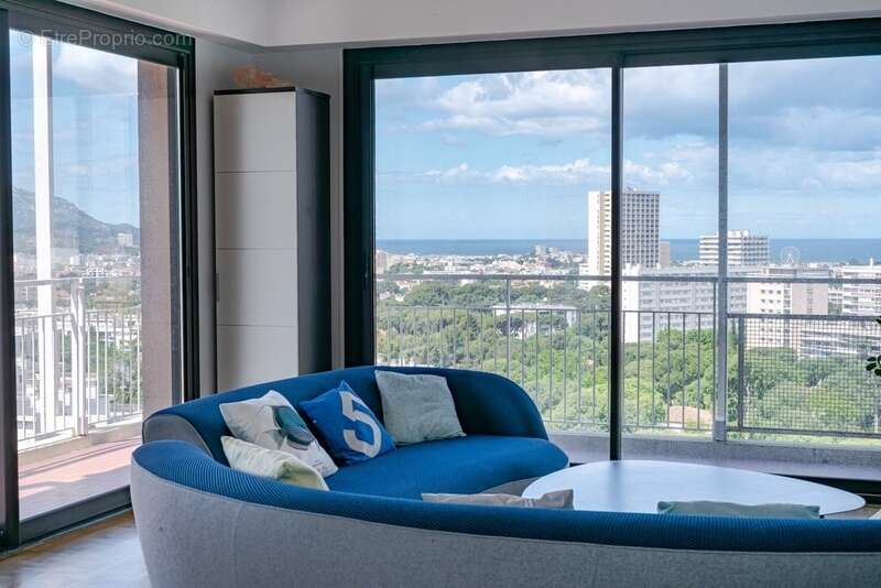 Appartement à MARSEILLE-9E