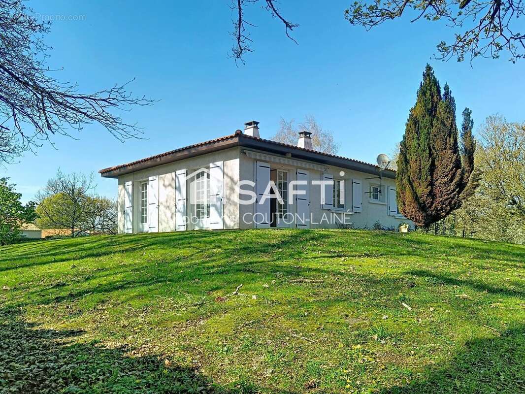 Photo 2 - Maison à VENANSAULT