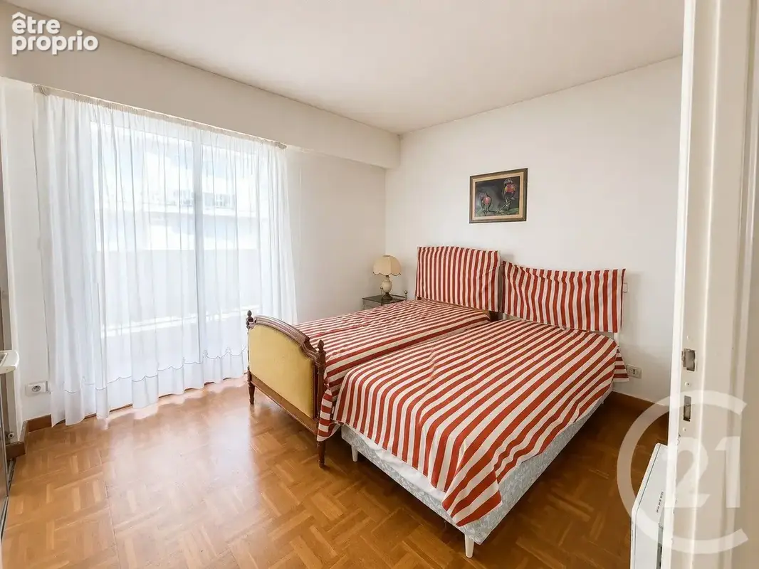 Appartement 3 pièces 71 m² à vendre à Le Cannet (06110) - photo 11
