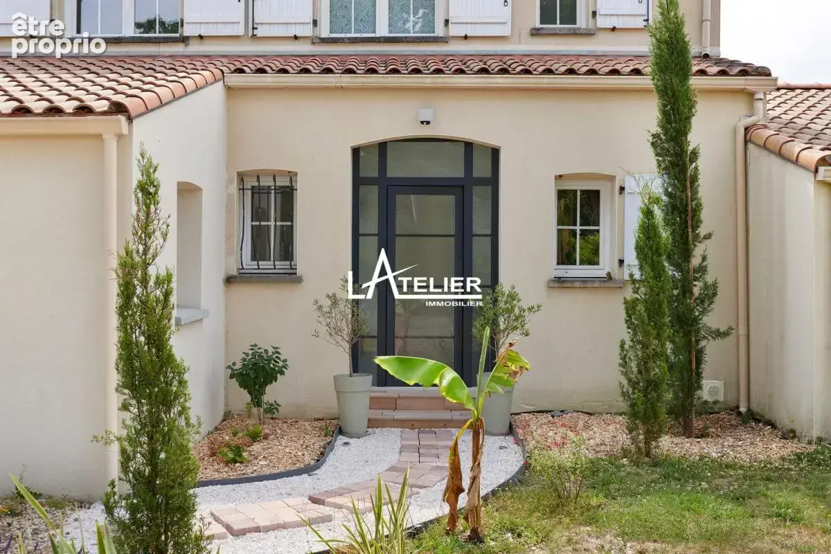 Maison rénovée de 150 m² – 5 chambres – terrain 950 m² - photo 17