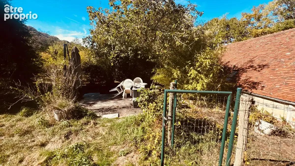 EXCLUSIVITE - AVALLON , VALLEE DU COUSIN  .    Propriété avec terrain de 3 ha 53 environ au prix de 267 500 € - photo 18
