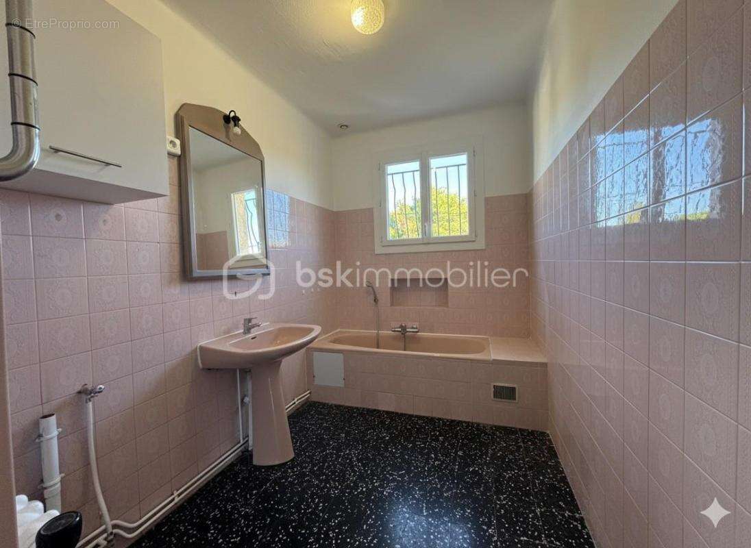 Maison à SAINT-JEAN-DE-VEDAS