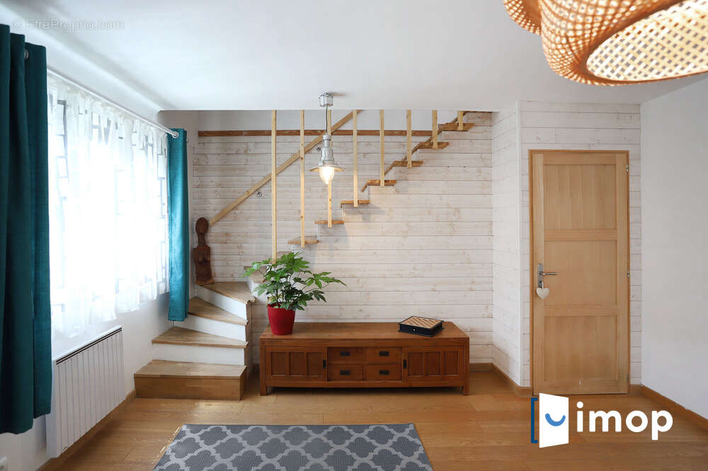 Maison rénovée avec piscine - photo 5