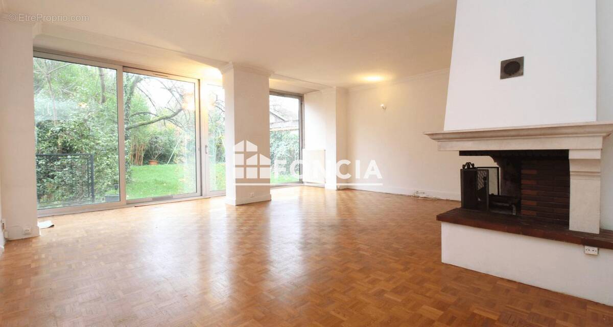 Appartement à CHATENAY-MALABRY
