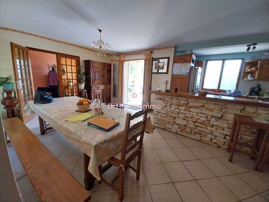 Maison 240 m² à Chancelade  - photo 31