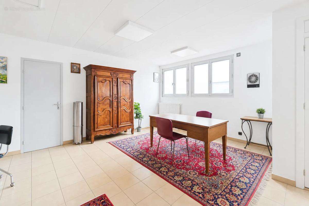 Maison à SAINT-SORNIN-LAVOLPS