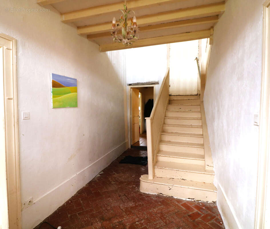 Maison à MONLEON-MAGNOAC