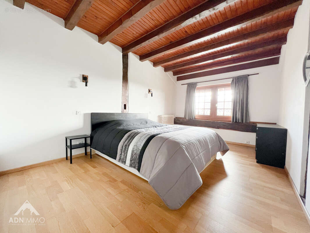 Maison 8 Pièces 330 m2 - photo 12