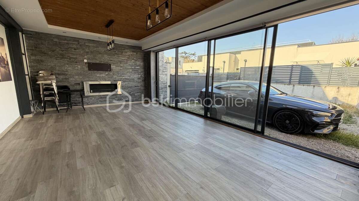 Maison à ROMANS-SUR-ISERE