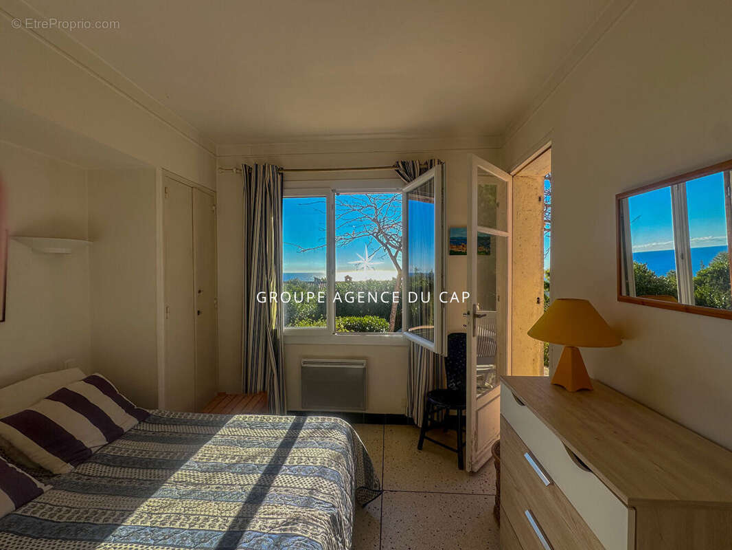 Maison à LES ISSAMBRES