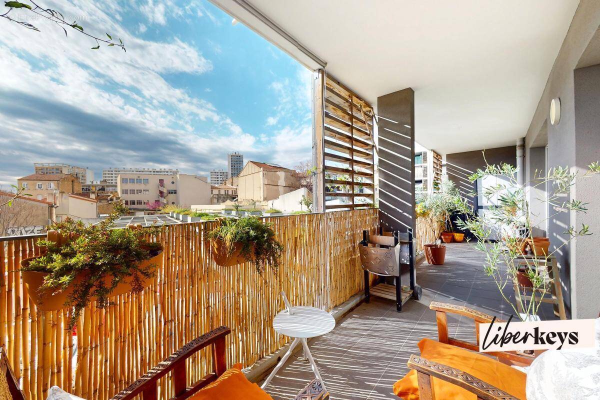 Appartement à MARSEILLE-3E