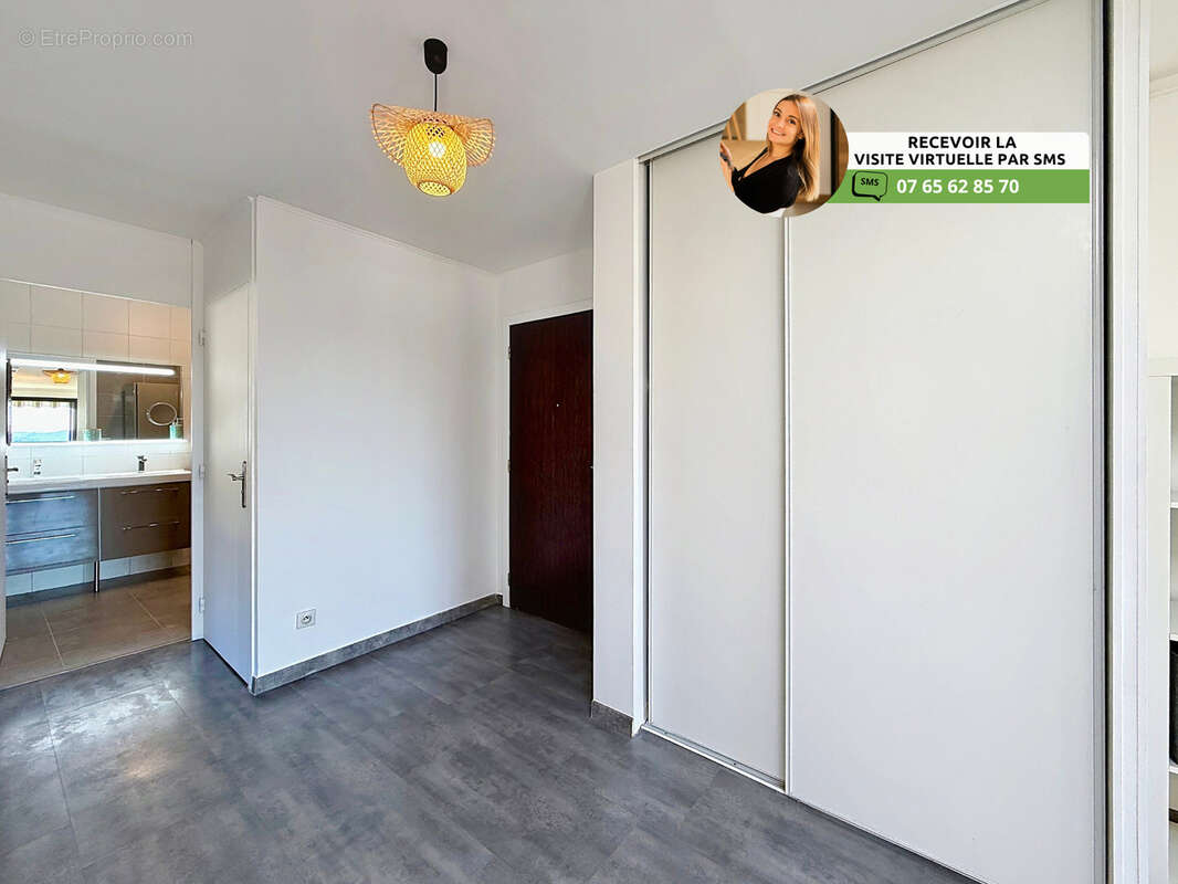 Appartement à SAINT-LAURENT-DU-VAR