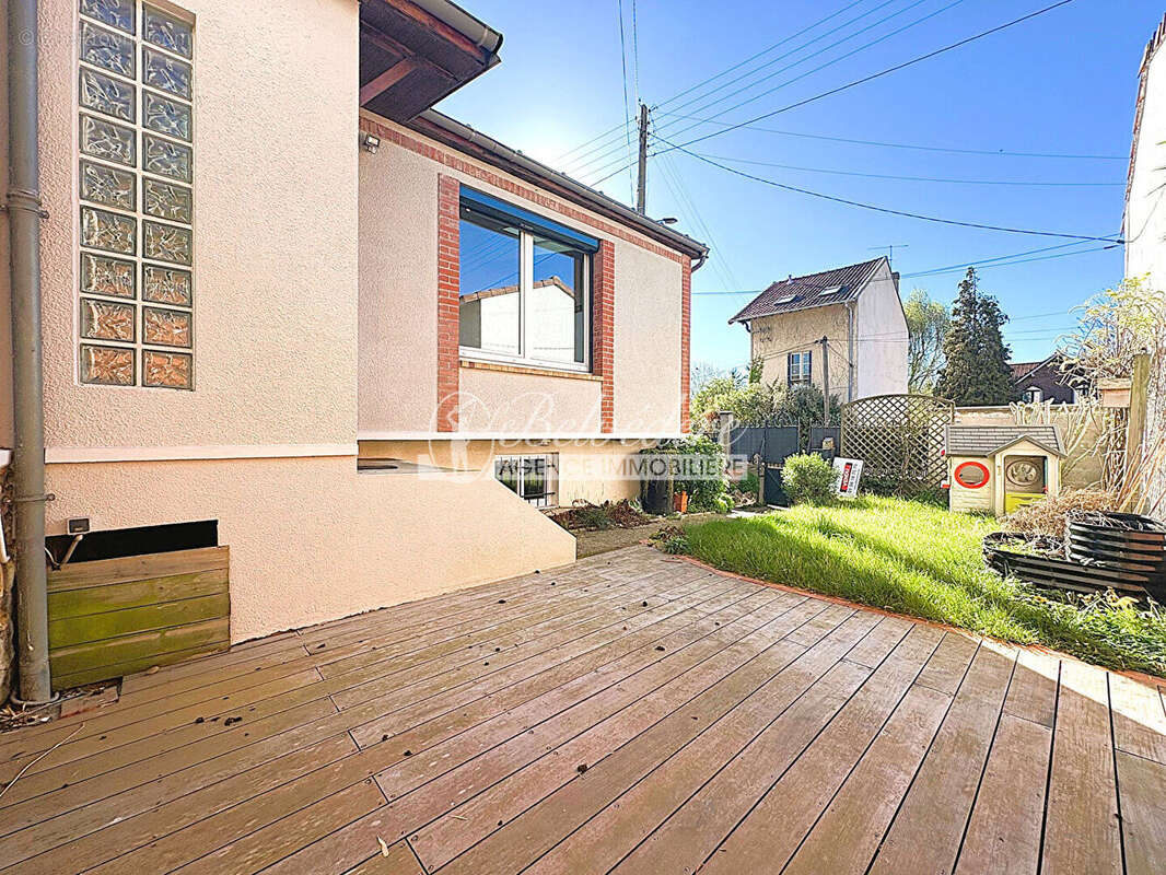 Maison à SAINT-LEU-LA-FORET