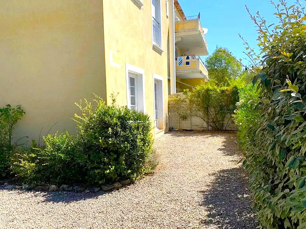 Appartement à CALLIAN