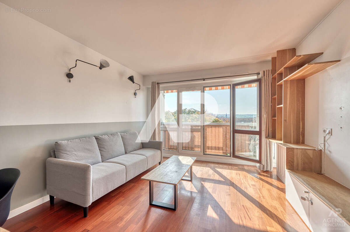 Appartement à RUEIL-MALMAISON