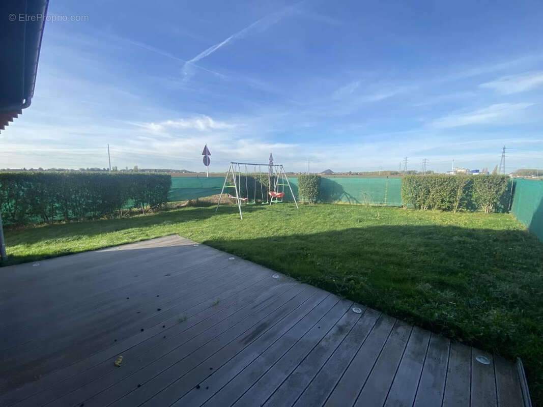 Autre à COURRIERES