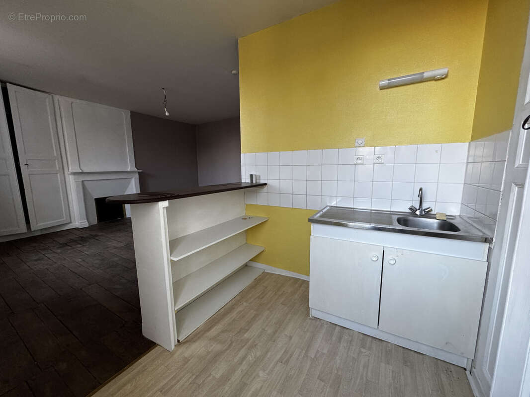 Appartement à CHAMBON-SUR-VOUEIZE