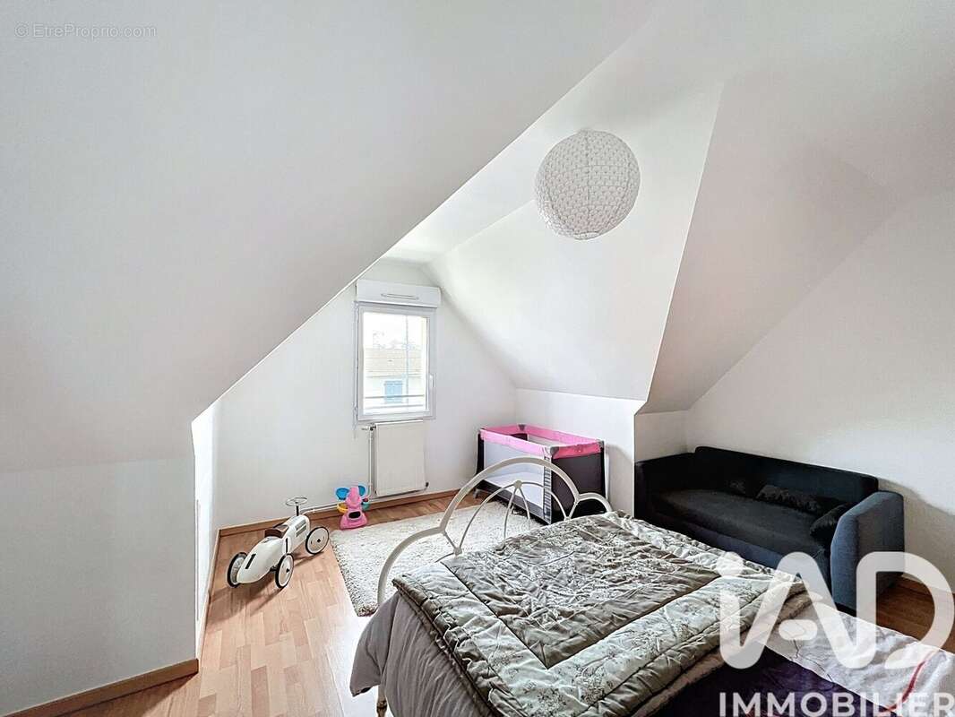 Photo 8 - Maison à ROISSY-EN-BRIE