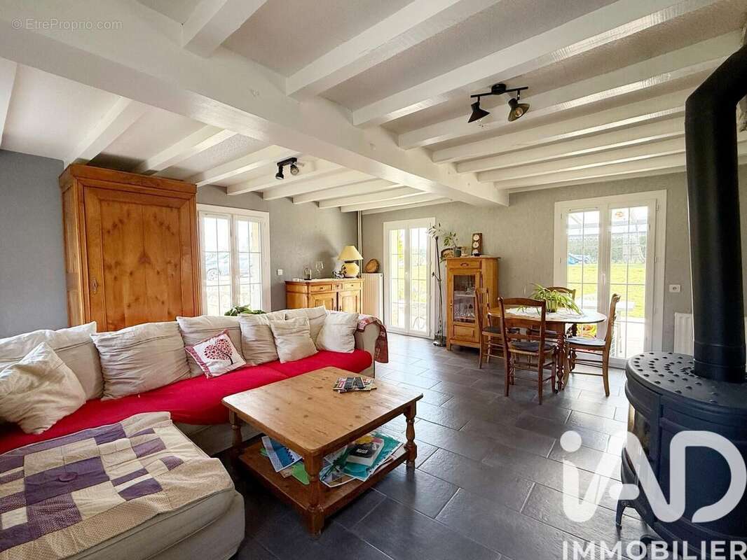 Maison 171 m² à Criquiers  - photo 6