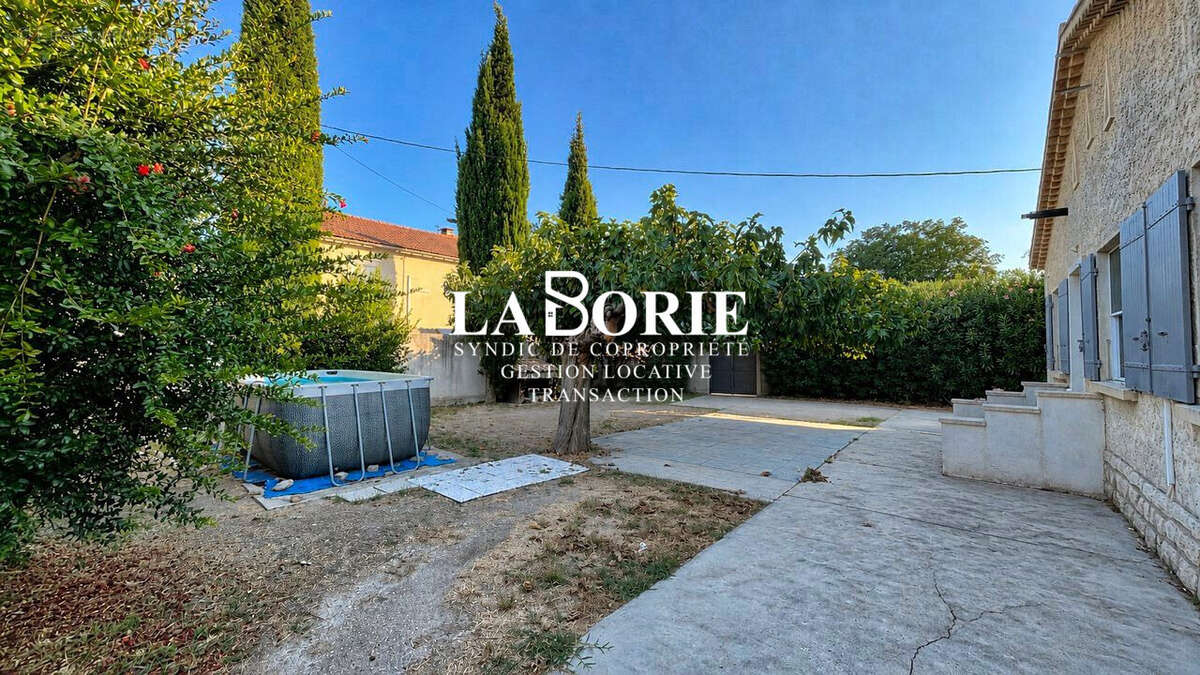 Maison 108 m² à Vedene  - photo 3