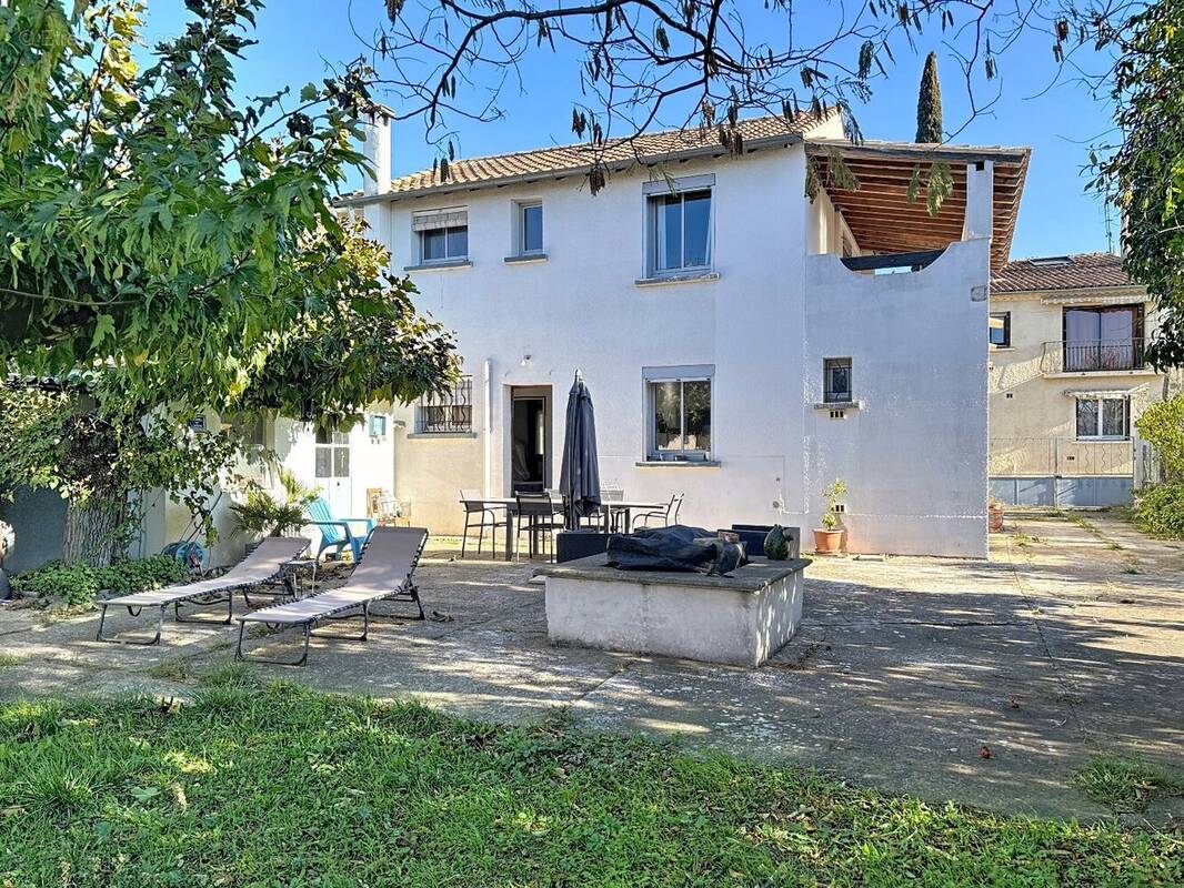 Maison à VERGEZE