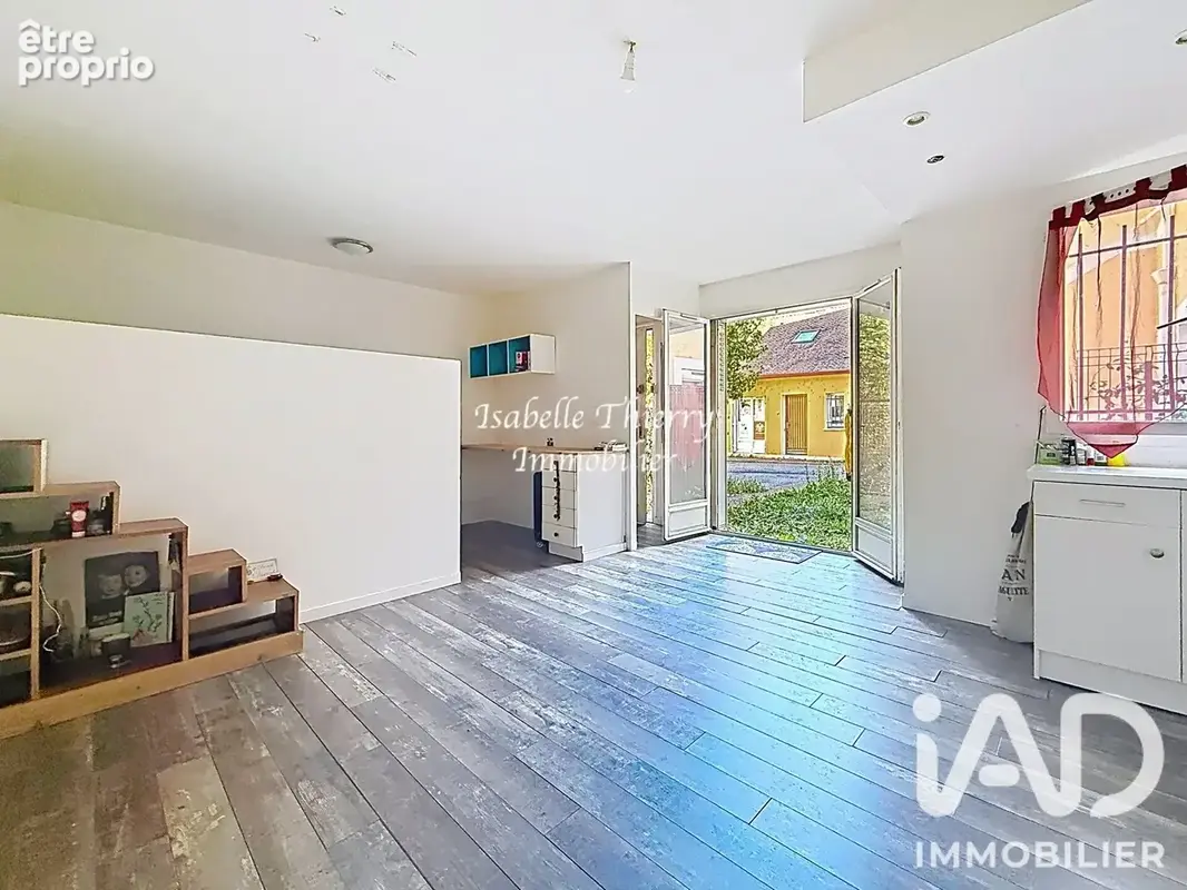 Photo 1 - Appartement à ETRECHY