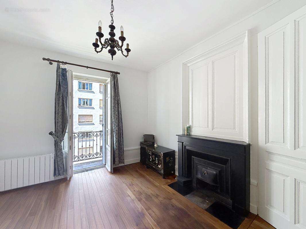 Appartement à LYON-7E