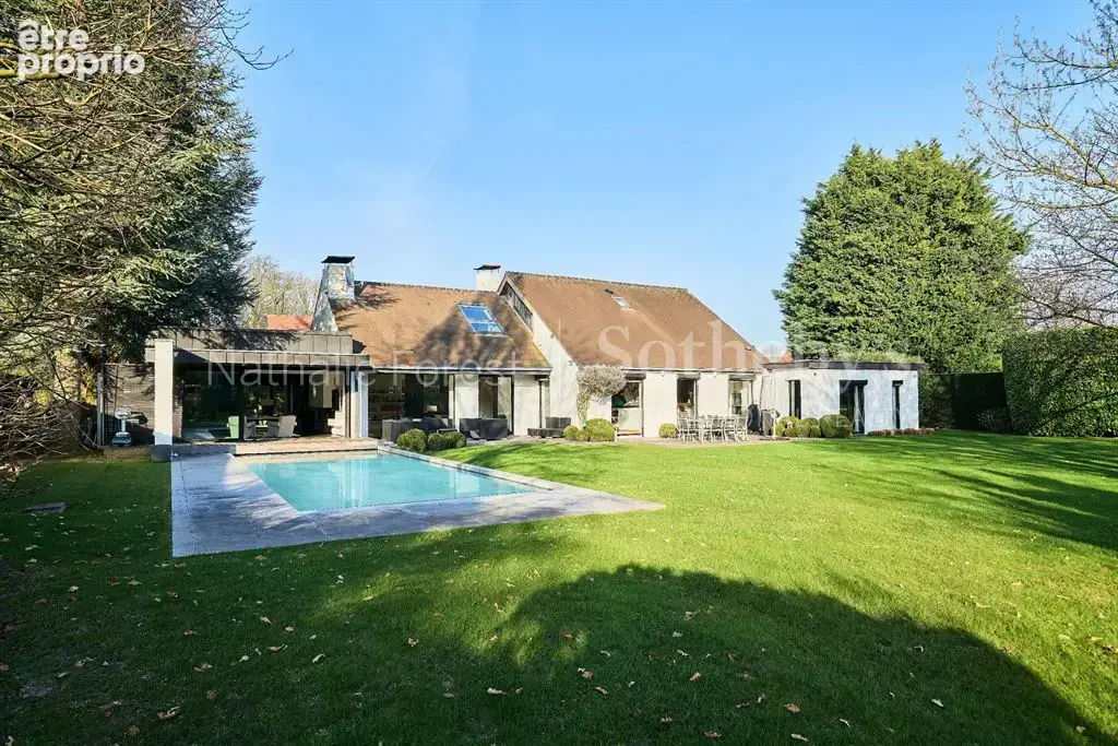 Rare villa d’exception à Croix, en fond d’allée privée avec piscine - photo 4