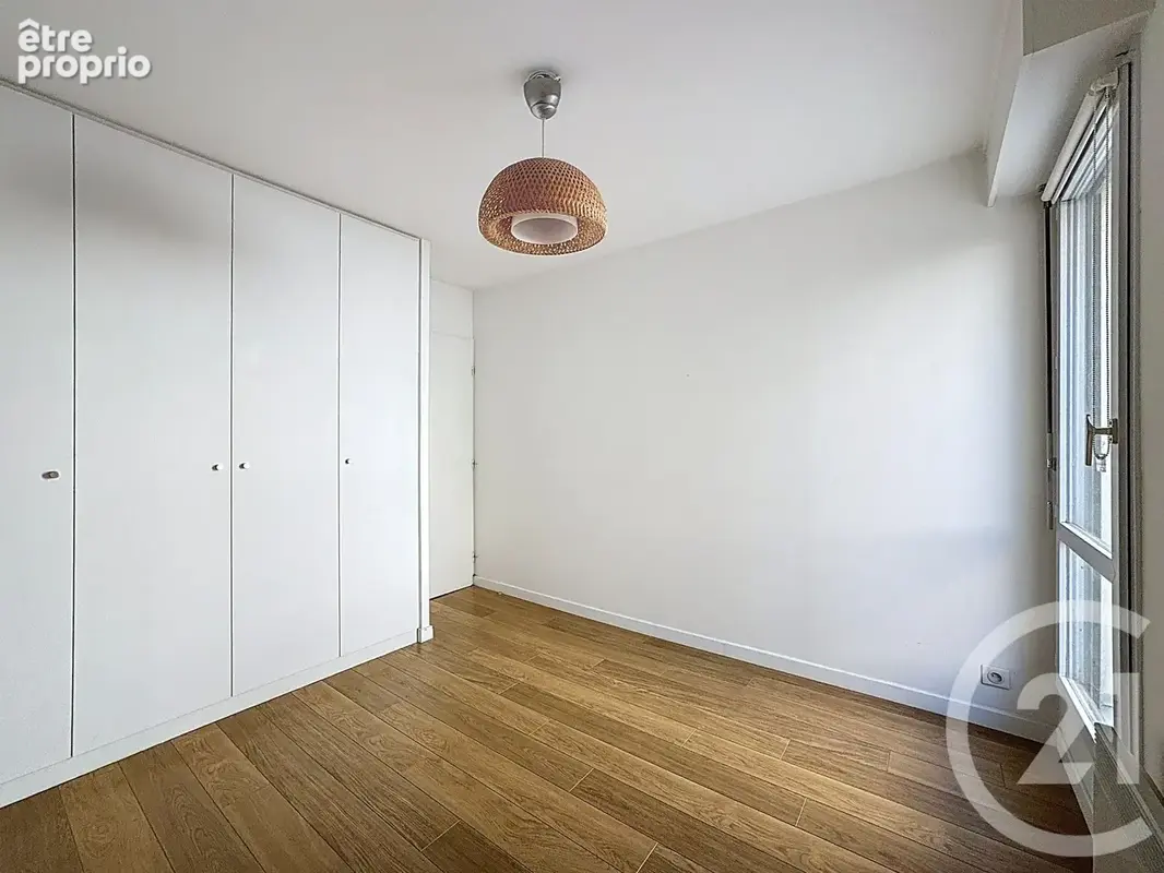 Appartement 86 m² à Lille  - photo 10