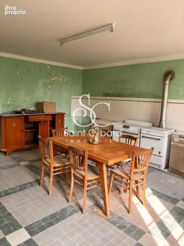 Maison  de caractere à rénover intégralement - photo 7