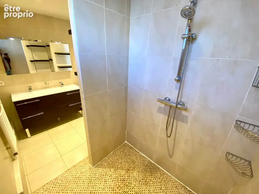 CLERMONT-FERRAND / Appartement à vendre avec garage et balcon Quartier "Les Salins" ! - photo 10