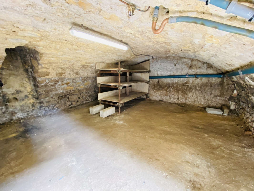 Maison à MONTEREAU-FAULT-YONNE