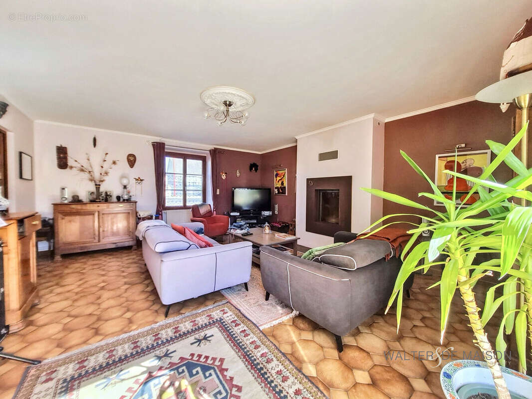 Maison à SAINT-DOMINEUC