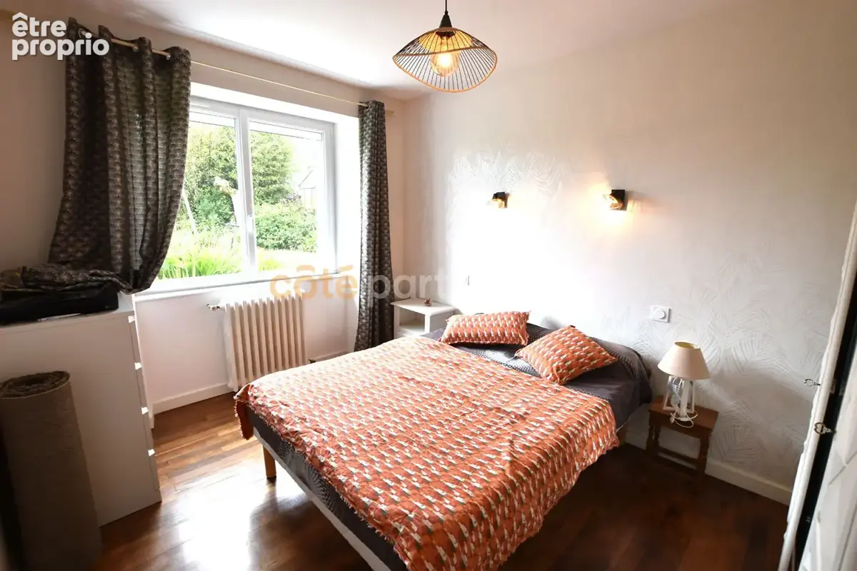 Maison 7 pièces - 5 chambres - terrain 694m² - photo 4